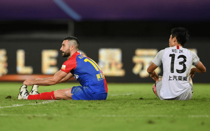 卡利亚里顽强逼平,若昂佩德罗压哨点球扳平比分