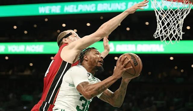 布雷斯特防守反击犀利,客场擒获三分脱离苦海